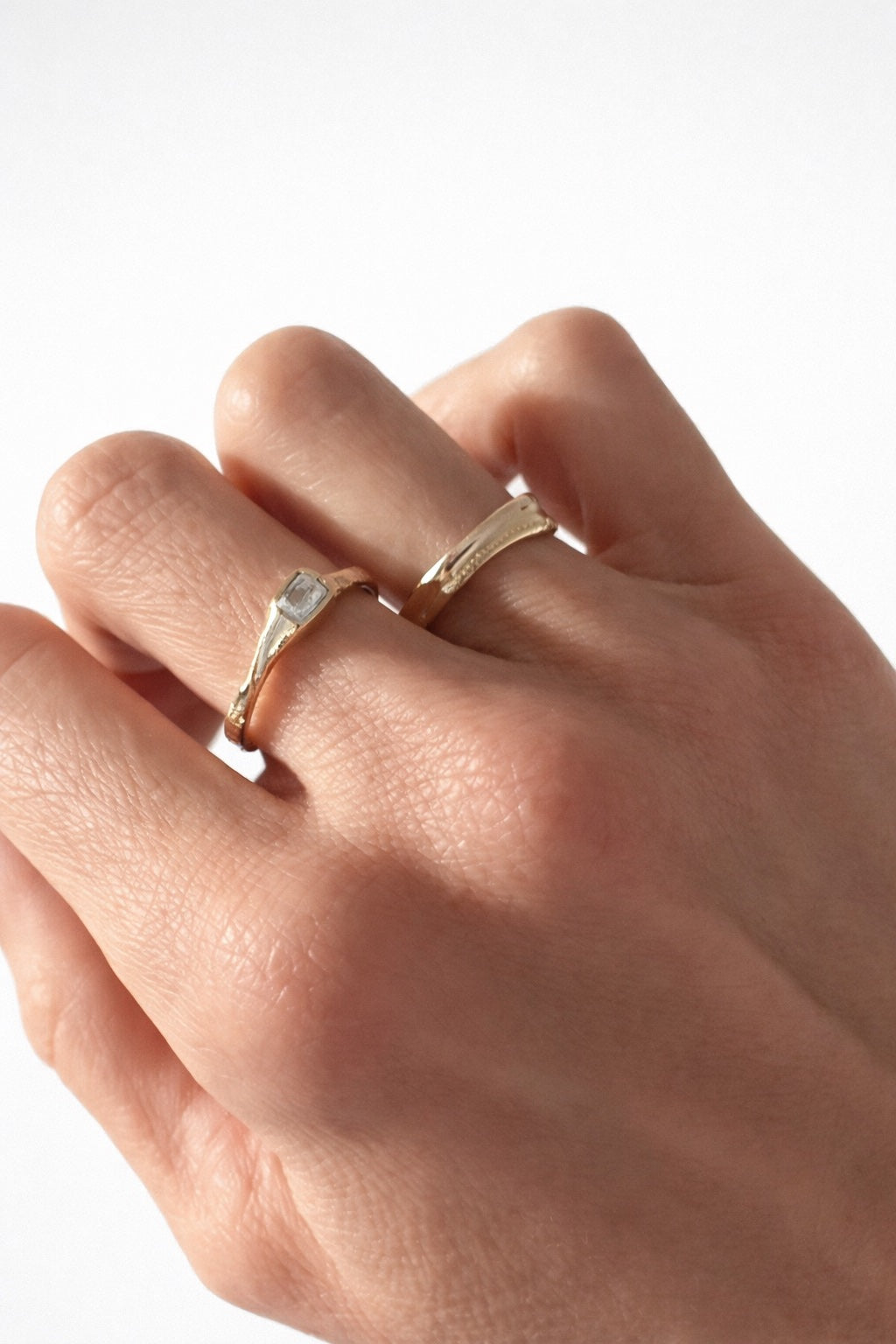 Curve Ring